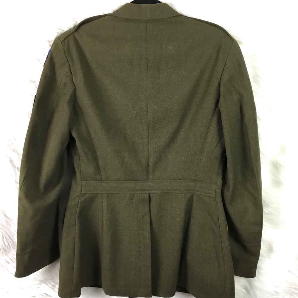 SOLD --Military US Original WW2 8th infantry division Tunic Military UNIFORM - Picture 7 of 8